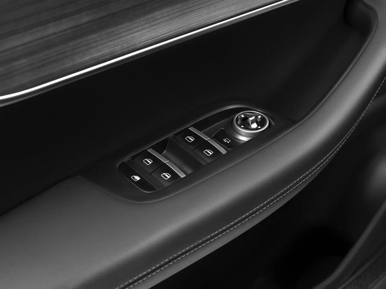 F7 PRO PHEV-Tiggo7pro PHEV-تیگو 7 پرو پلاگین هیبرید (5)