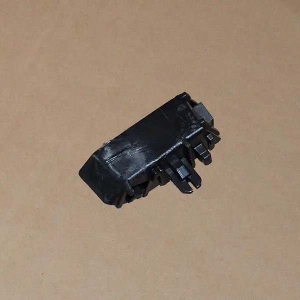 602002010AA-پایه سپر چلو سمت راست آریزو 8-arrizo8-FRONT BUMPER BRACKET RH